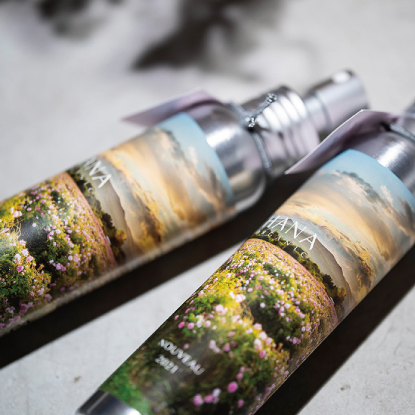 2021年初夏に朝摘みして詰めたダマスクばら水